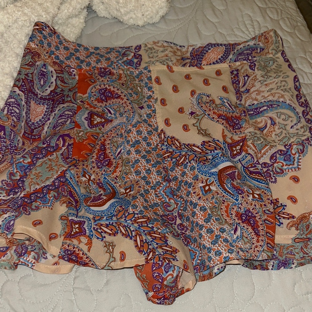 Paisley Print Scarf with Multicolor Design